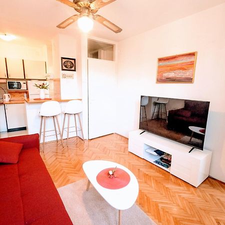 Demass Apartment - Cozy, Free Parking And Wifi Дубровник Экстерьер фото