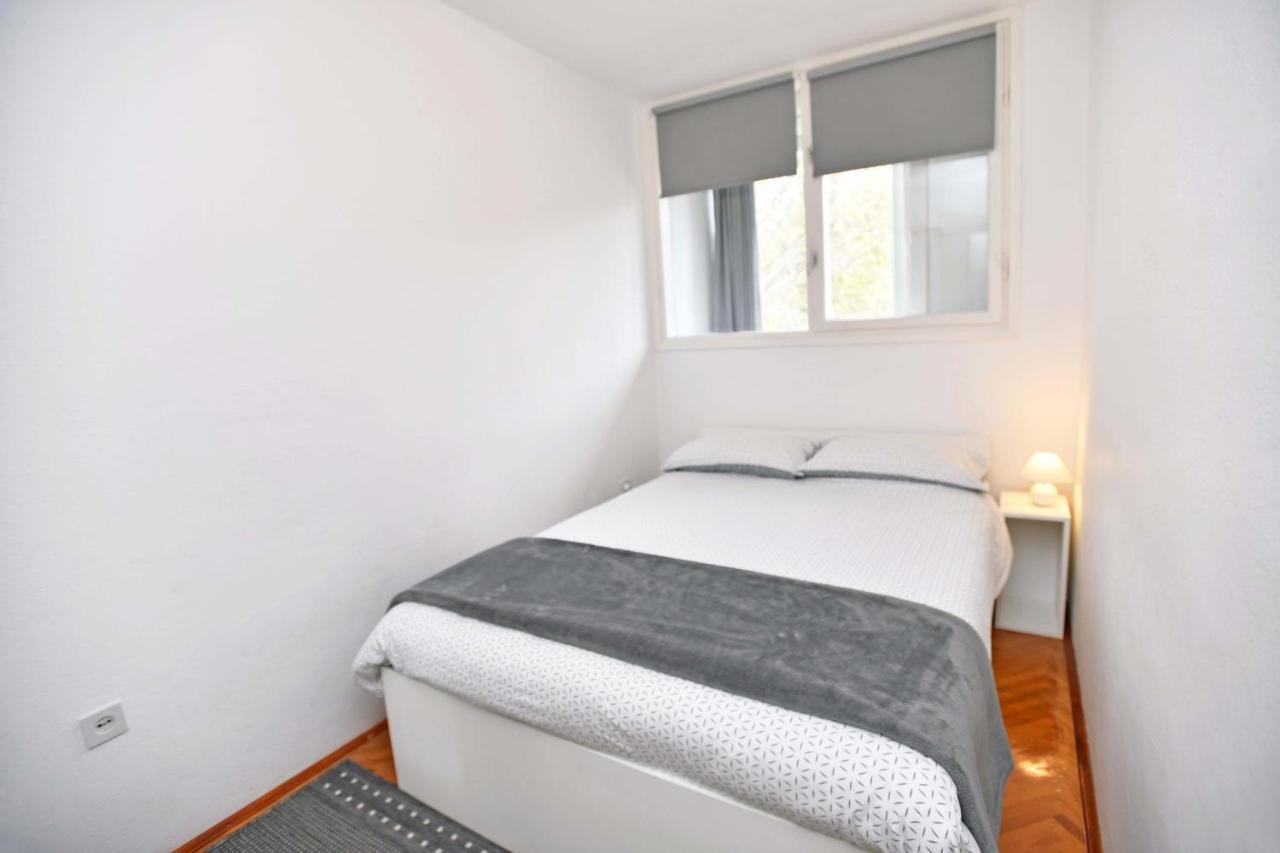 Demass Apartment - Cozy, Free Parking And Wifi Дубровник Экстерьер фото