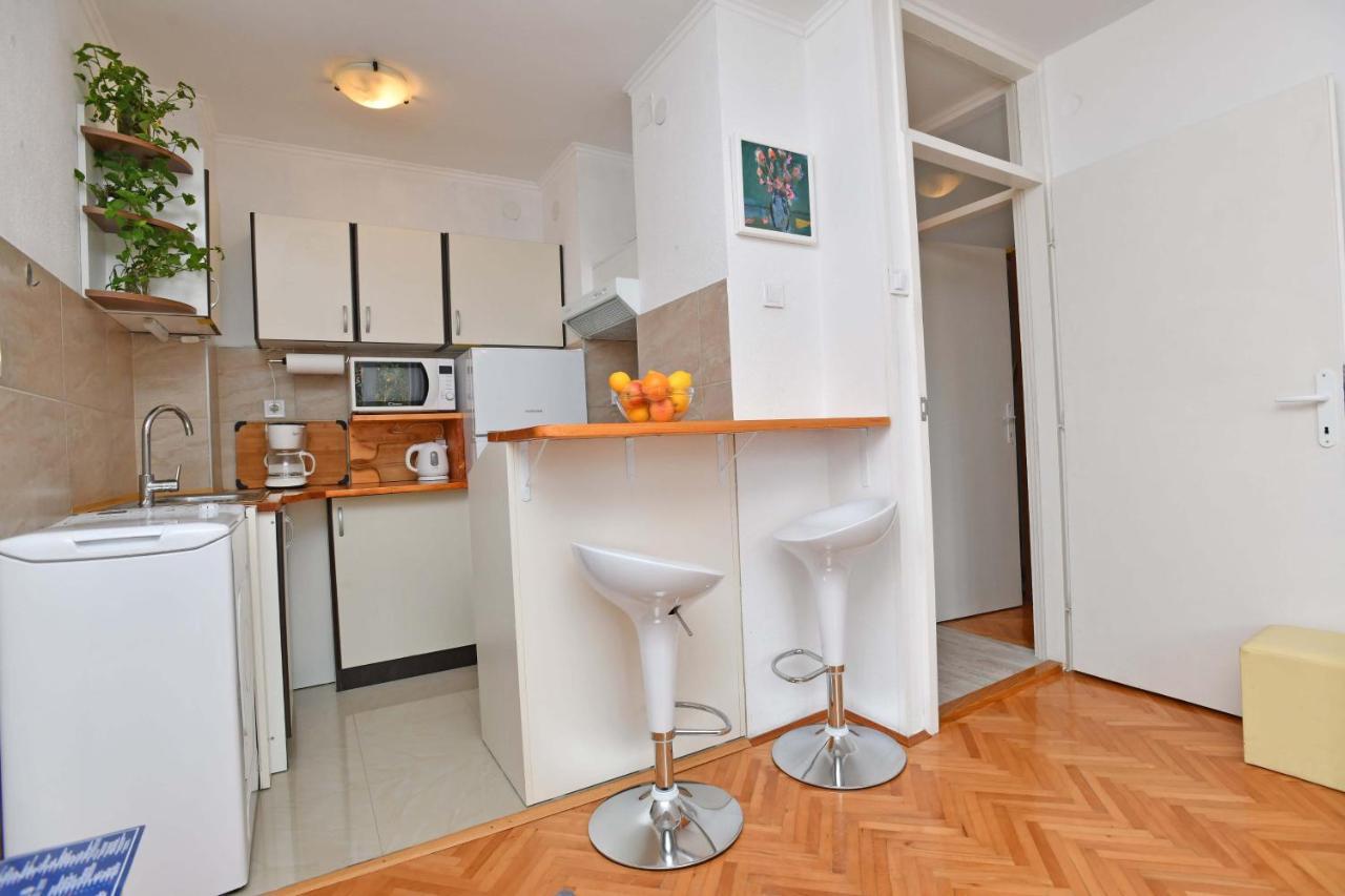 Demass Apartment - Cozy, Free Parking And Wifi Дубровник Экстерьер фото